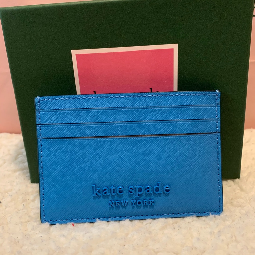 ⬇️ $50 Kate Spade Small Slim Card Holder